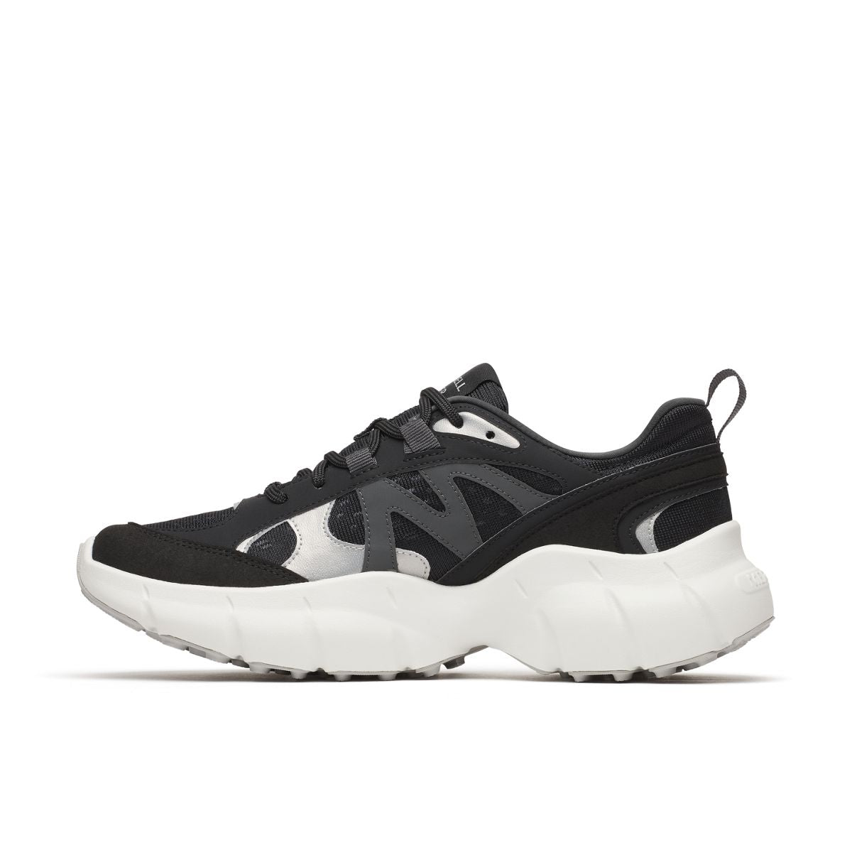 Womens Clover Tech Sneaker - Low