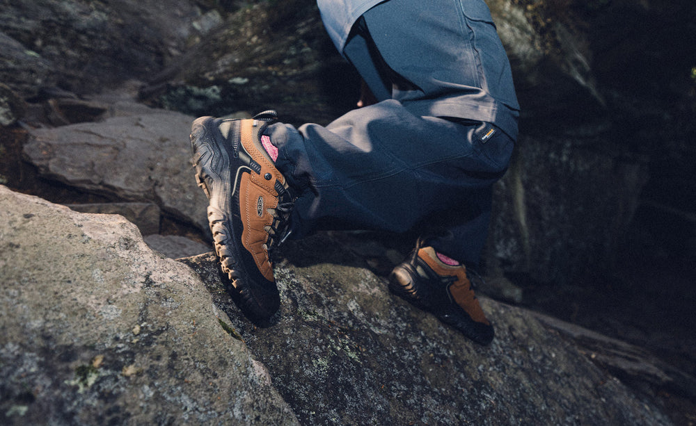 Men's Targhee IV Waterproof Hiking Shoe Bison/Black / Keen / Men's|Women's