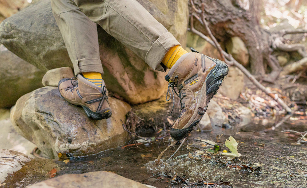 Men's Targhee II Waterproof Mid Wide Canteen/Dark Olive / Keen / Men's|Women's