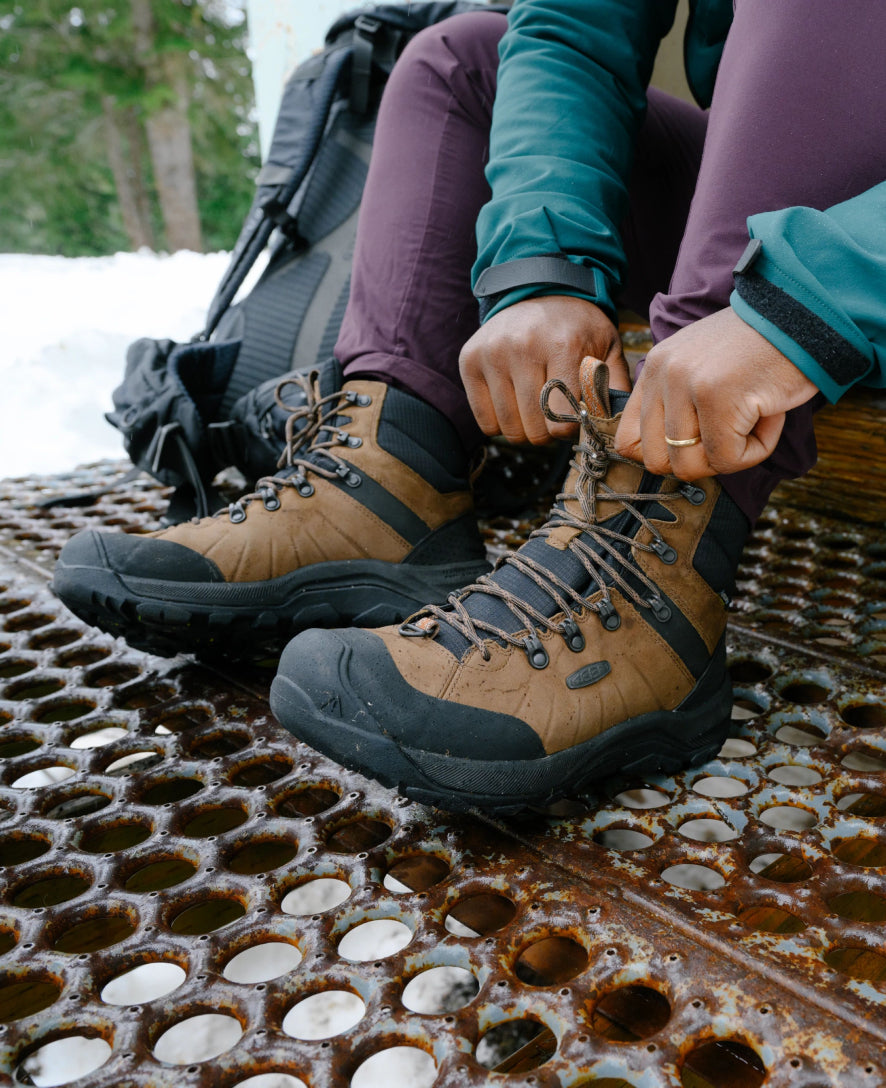 Men's Revel IV Polar Waterproof Boot Bison/Orange Pepper / Keen / Men's