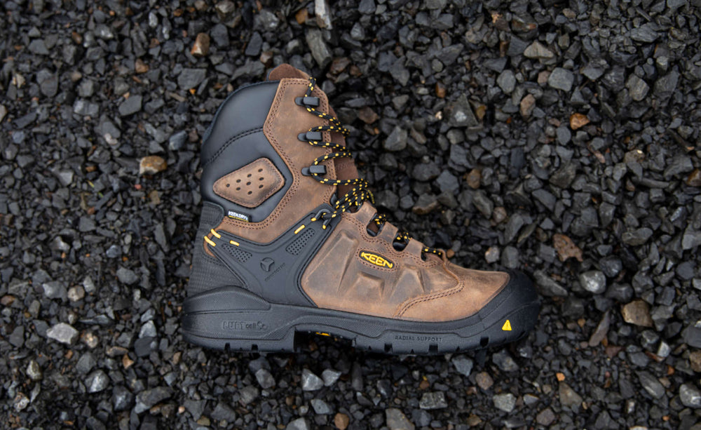 Men's Dover 8" Waterproof Boot (Carbon Toe) Dark Earth/Black / Keen / Men's