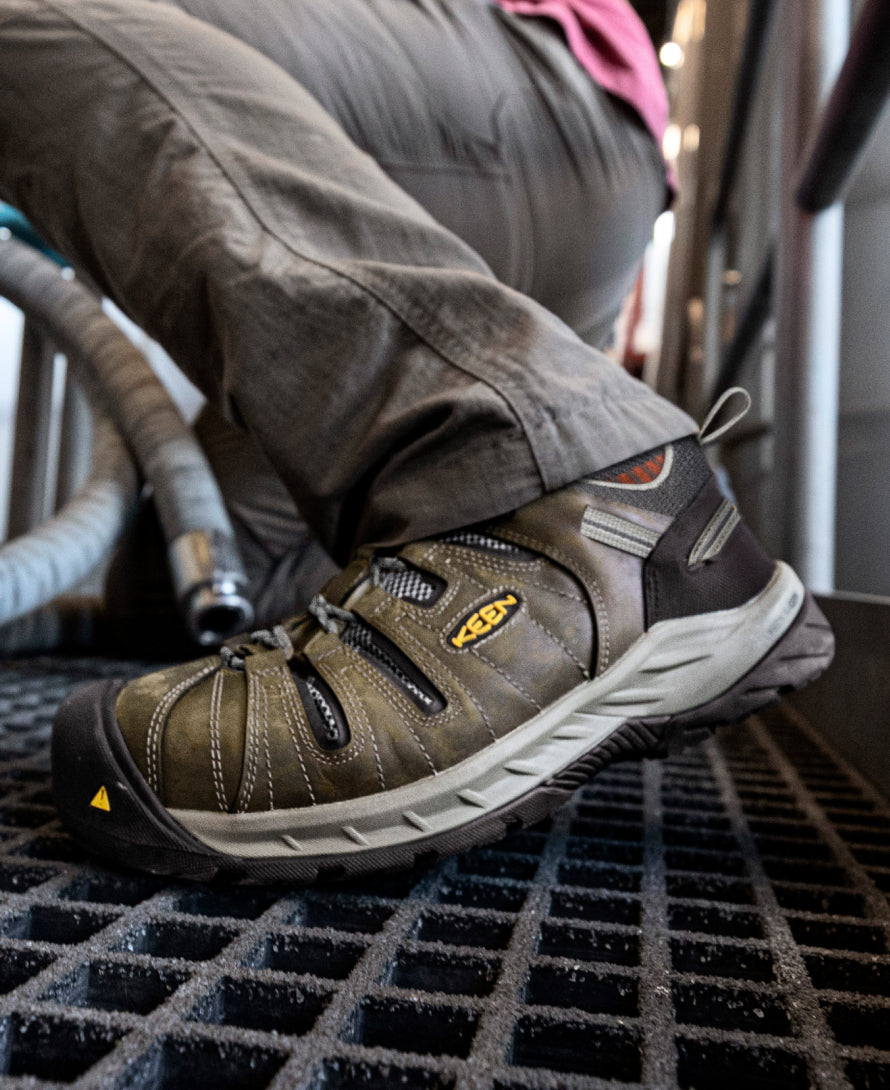 Men's Flint II (Steel Toe) Gargoyle/Paloma / Keen / Men's