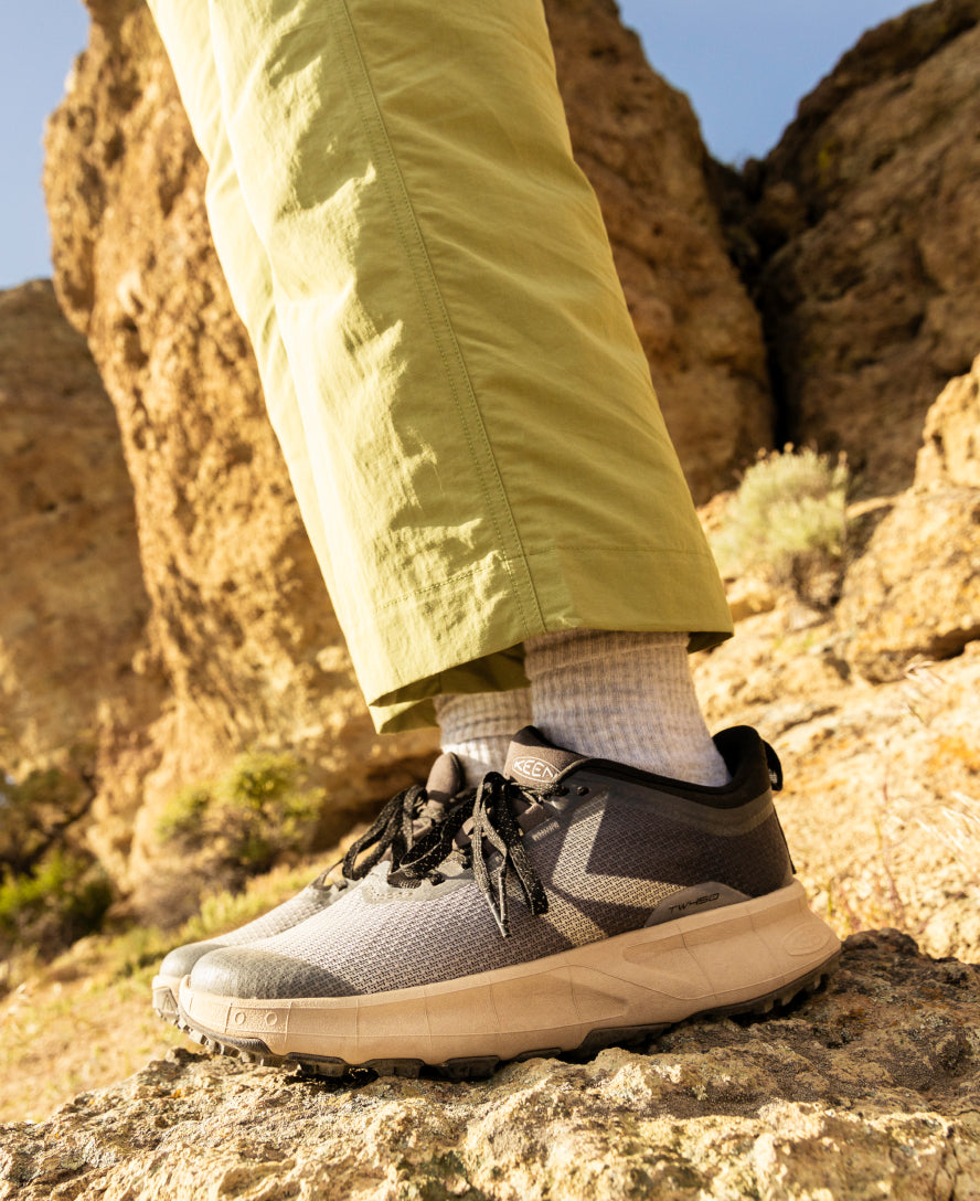 Men's 450 Dirt Hiking Shoe Bronze Green/Black / Keen / Men's