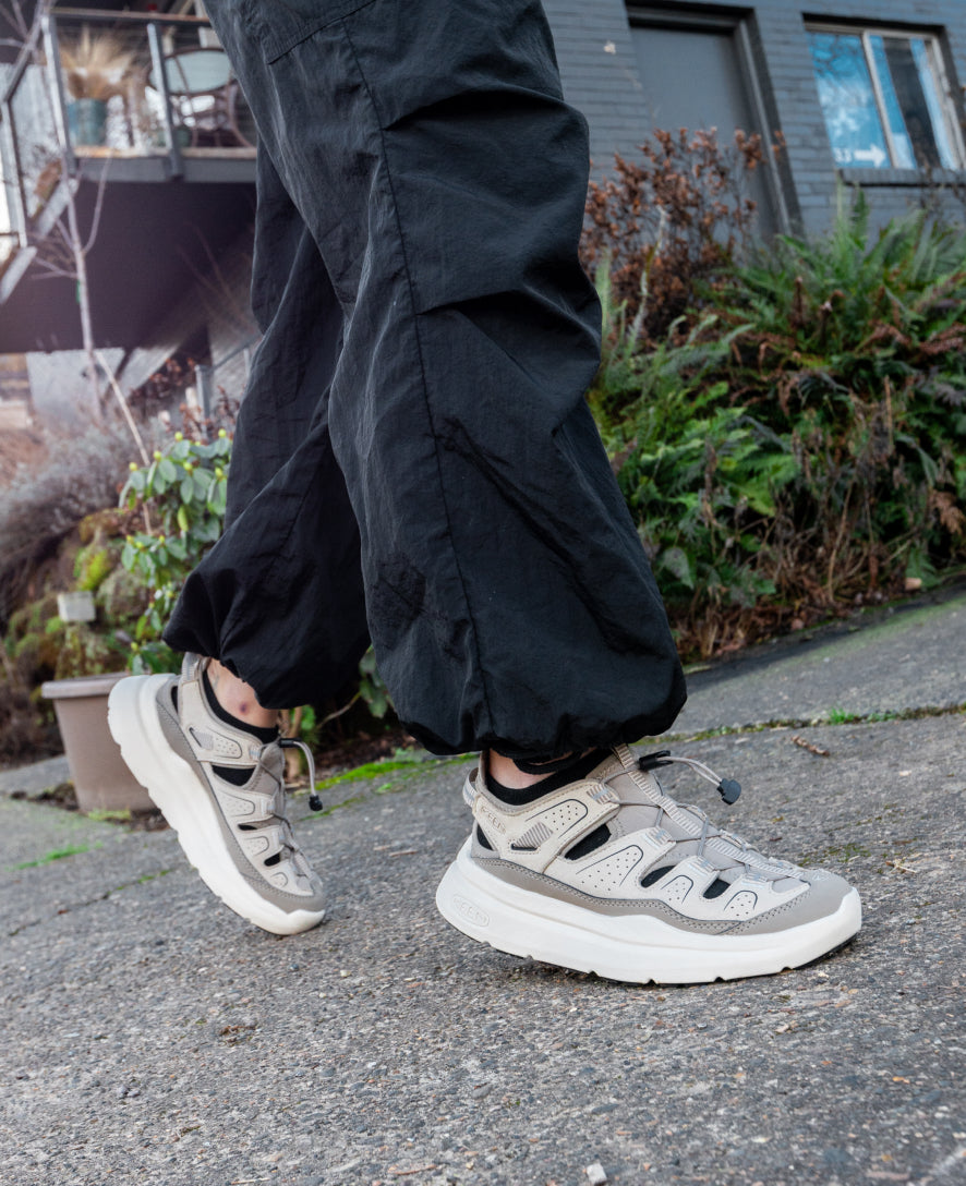 Women's WK450 Walking Sandal Plaza Taupe/Black / Keen / Women's